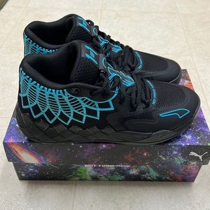 MB.01 Buzz City DEADSTOCK